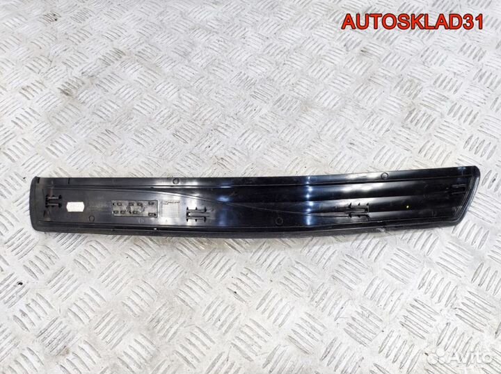 Накладка на порог правая BMW E60 51477034306