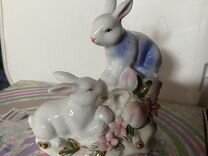 Фарфоровые статуэтка кролики