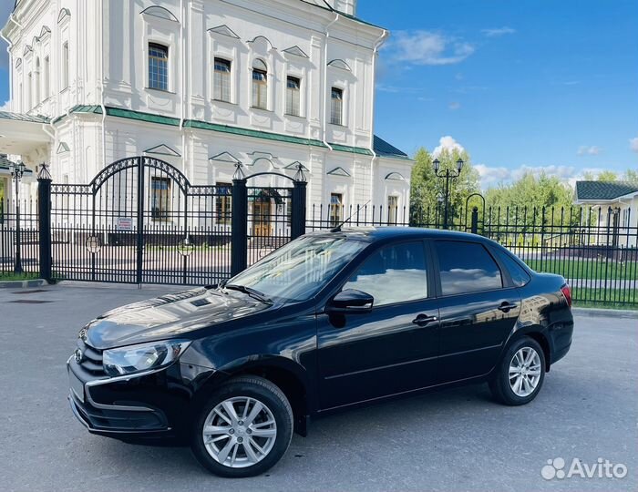 LADA Granta 1.6 МТ, 2022, 10 100 км