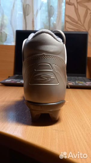 Лыжные ботинки spine