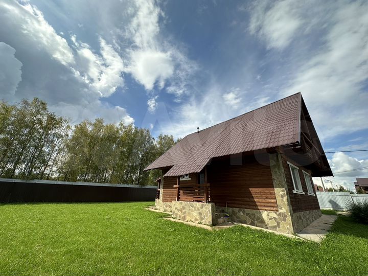 Дом 160 м² на участке 8,1 сот.