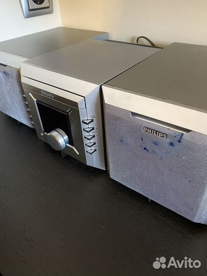 Музыкальный центр philips