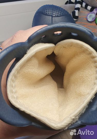 Резиновые сапоги утеплённые 22