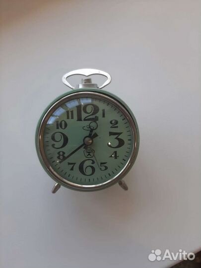 Часы будильник Витязь СССР