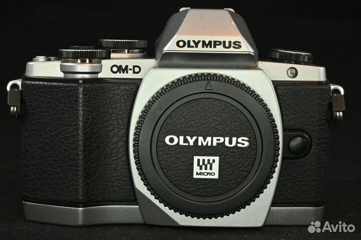 Olympus OM-D E-M10 body пробег 5600