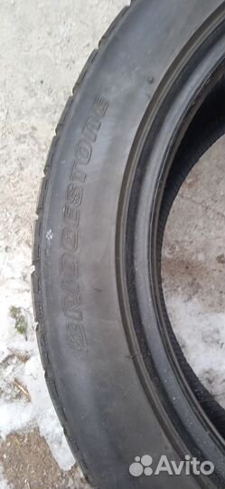 Bridgestone Blizzak VRX 245/45 R17