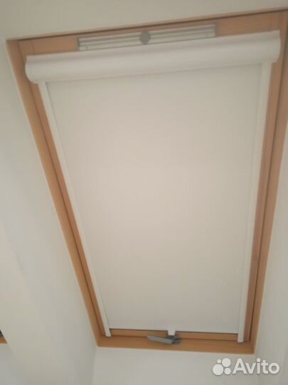 Ролл штора для мансардного окна