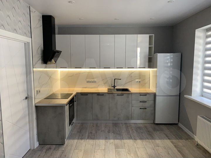 2-к. квартира, 60 м², 2/18 эт.