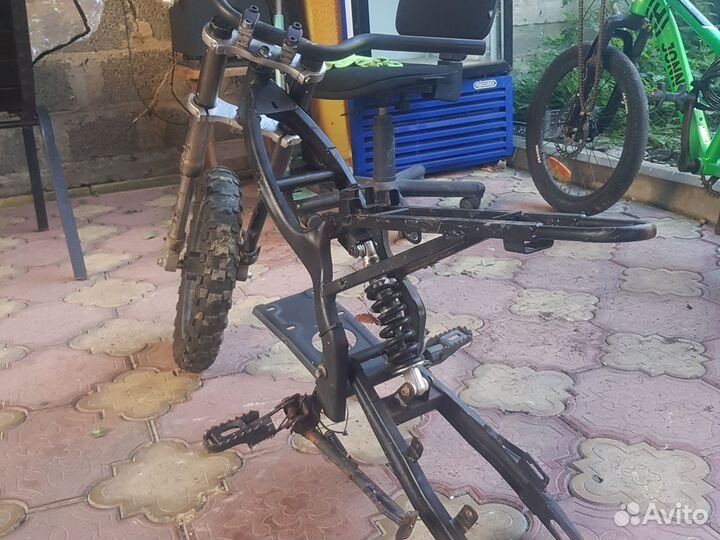 Продаю детский мотоцикл по запчастям