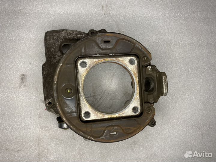 Кулак задний правый, Maserati Quattroporte 5 2005