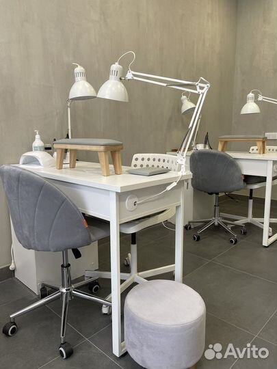 Модель на маникюр бесплатно