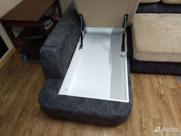 Угловой диван