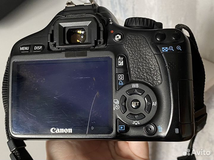 Canon 550d с объективом и полным комплектом