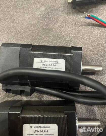 Шаговые двигатели