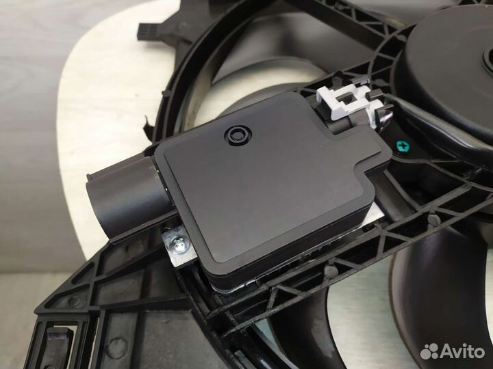 Вентилятор охлаждения Ford Focus 2 1,8 - 2,0