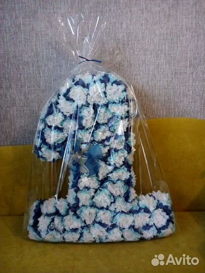 Объемная цифра и имя