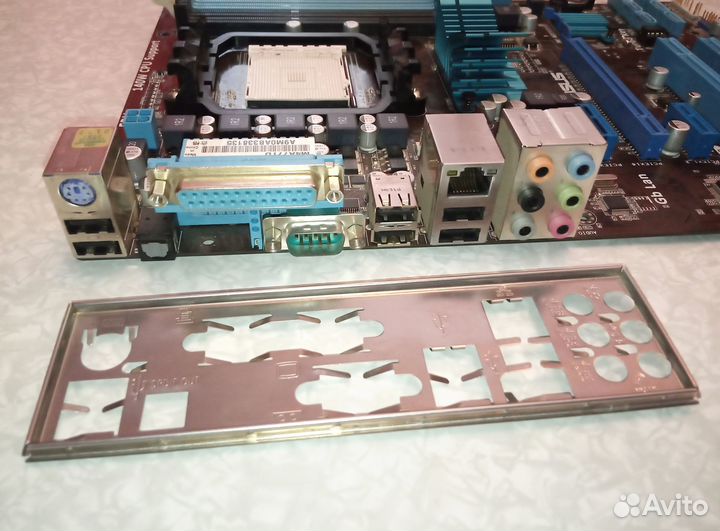 Материнская плата Asus M4A77TD