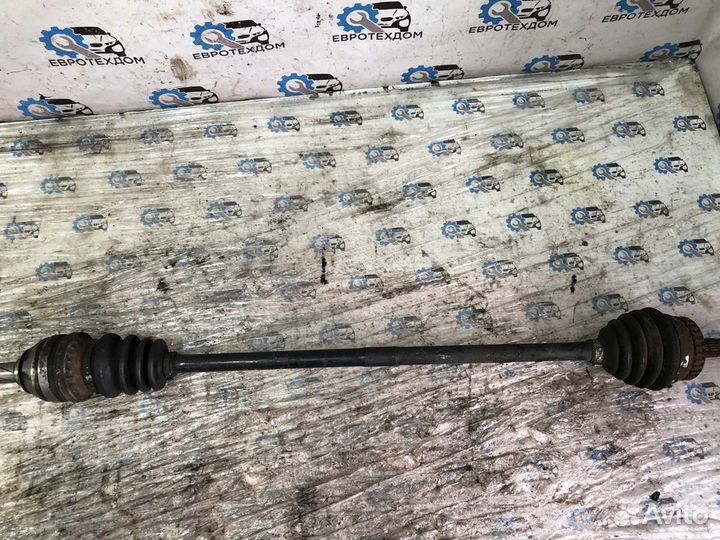 Привод передний Opel Vectra B X16XEL 1998