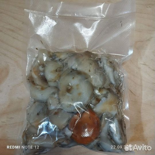 Грузди белые соленые