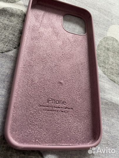 Чехол на iPhone 13
