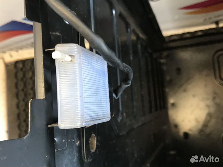 9438400506 Ящик вещевой левый Mercedes-Benz Actros