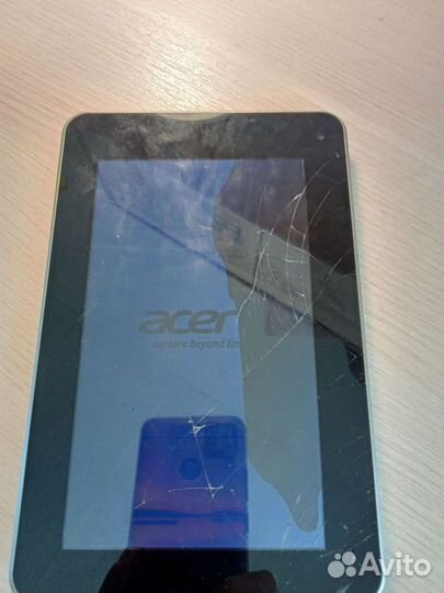 Планшет Aser iconia B1-711