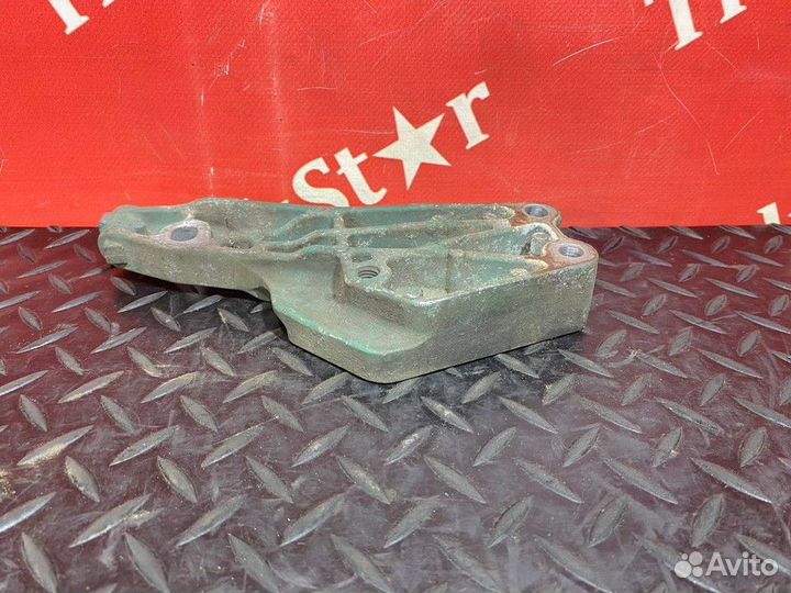 Кронштейн генератора Volvo FH