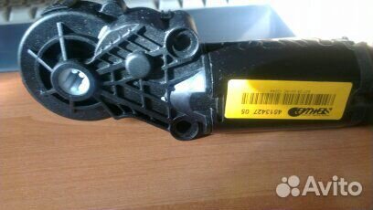 Мотрор регулировки сидения GM 2924559 новый