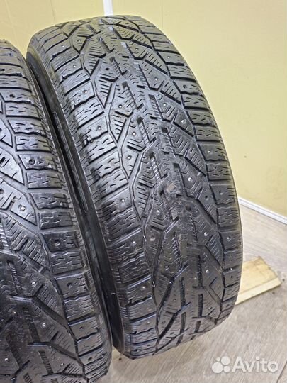 Tigar SUV Ice 215/60 R17