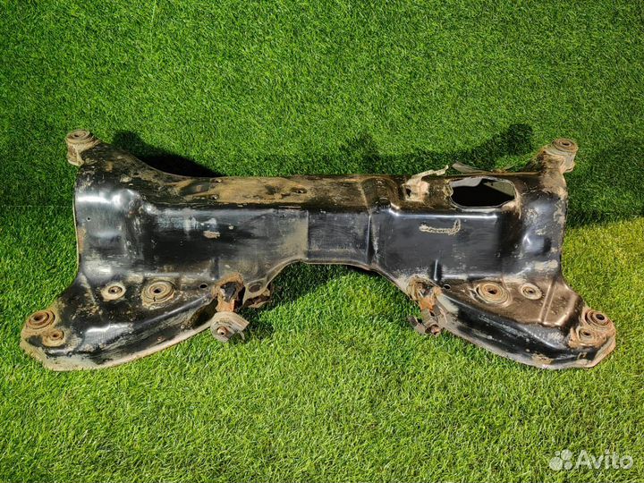 Подрамник передний для mitsubishi grant 8