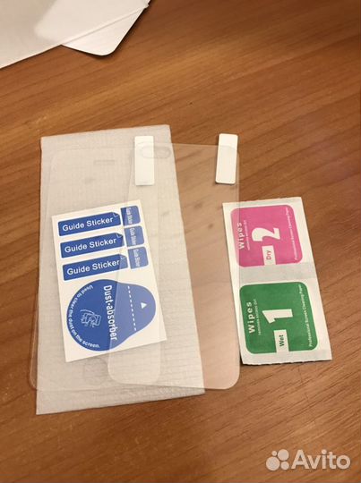 Защитное стекло на iPhone