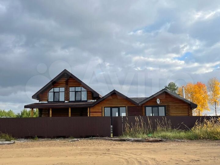 Дом 322 м² на участке 11 сот.