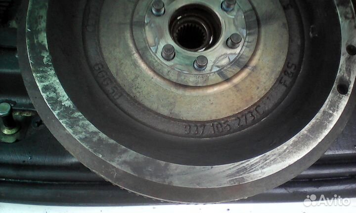 Сцепление VWGolf 2,3,4 Passat 3,4 Sharan 1.9tdi