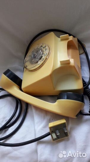 Телефон советских времен