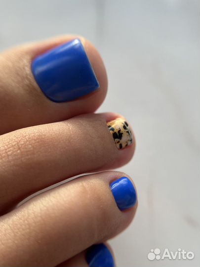 Маникюр и педикюр