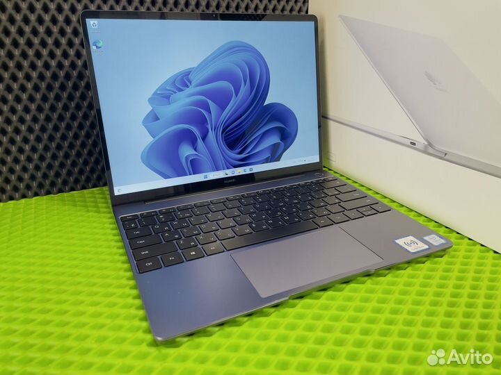 Ультрабук huawei 13