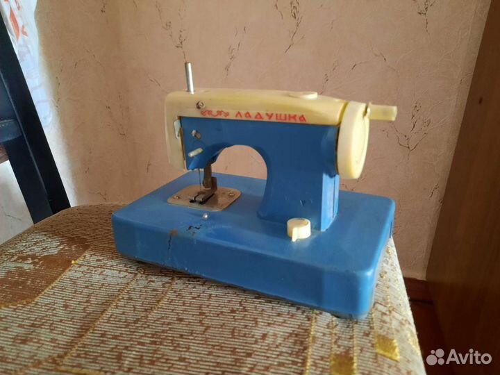 Швейная машина детская СССР