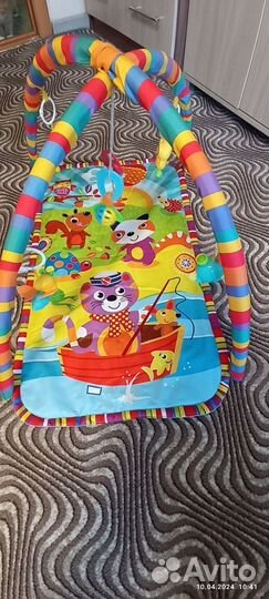Развивающий коврик