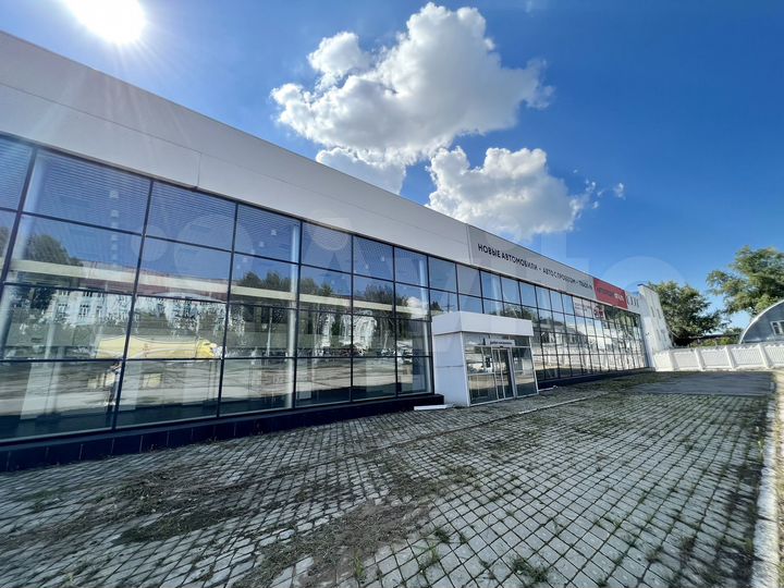 Готовое помещение под автосалон и склад