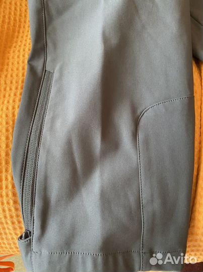 Спортивный костюм женский