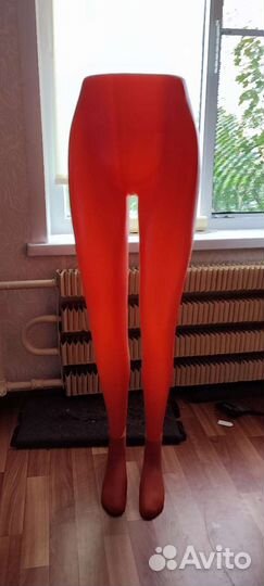 Манекен для одежды. Ноги и торс