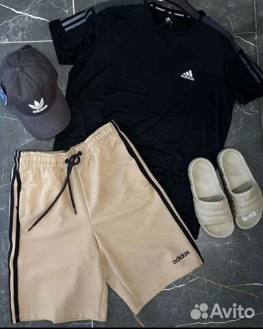 Спортивные костюмы