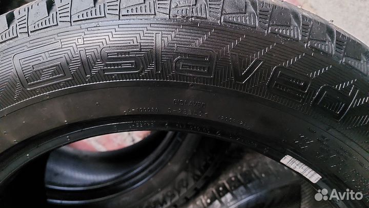 Gislaved Nord Frost 200 215/60 R17