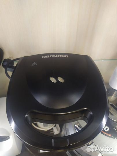 Электрогриль Redmond rmb-616/3