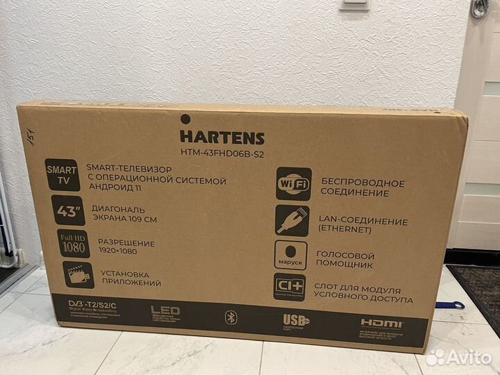 Телевизор SMART tv Hartens 43