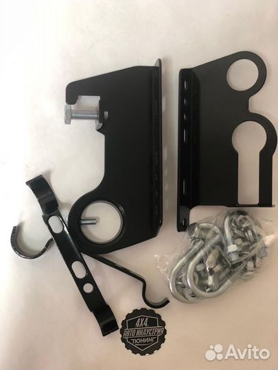 Крепление реечного домкрата hight jack