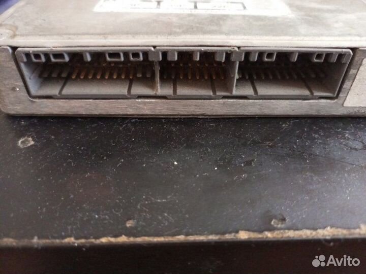 Блок управления двс Toyota Corona