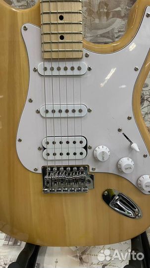 Электрогитара Fabio Stratocaster