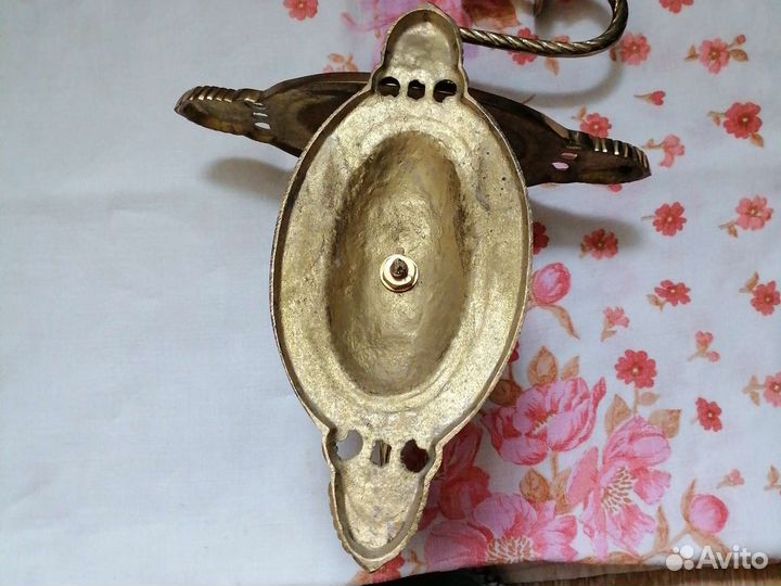 Старинные настенные подсвечники, канделябры