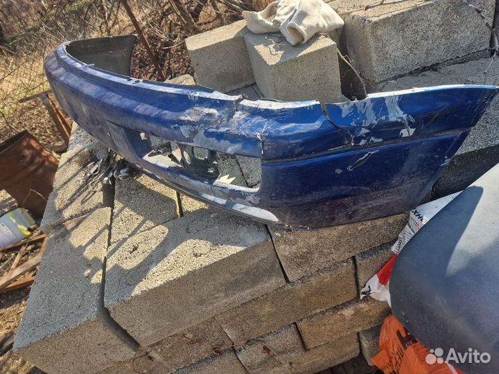 Бампер передний golf 3 дефект